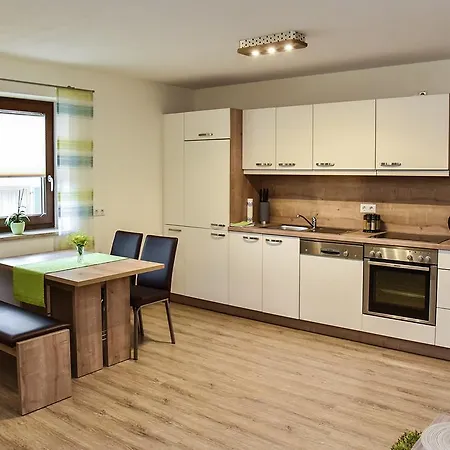 Zum Adler Hotel 3*