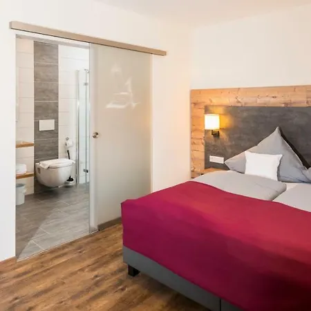 Zum Adler Hotel